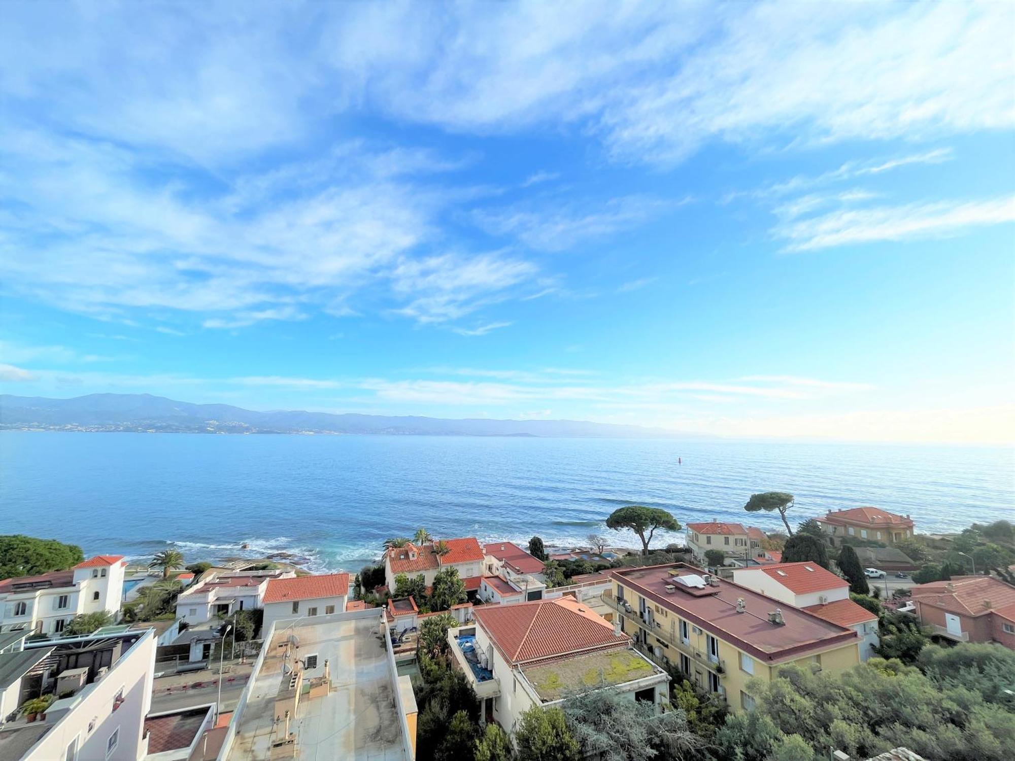 Appartement Vue Mer Carmino Ajaccio Ajaccio  Esterno foto